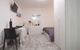 Triumvirato Rooms